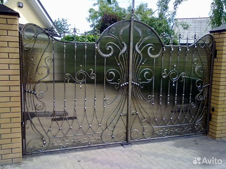 Ворота с калиткой сварные