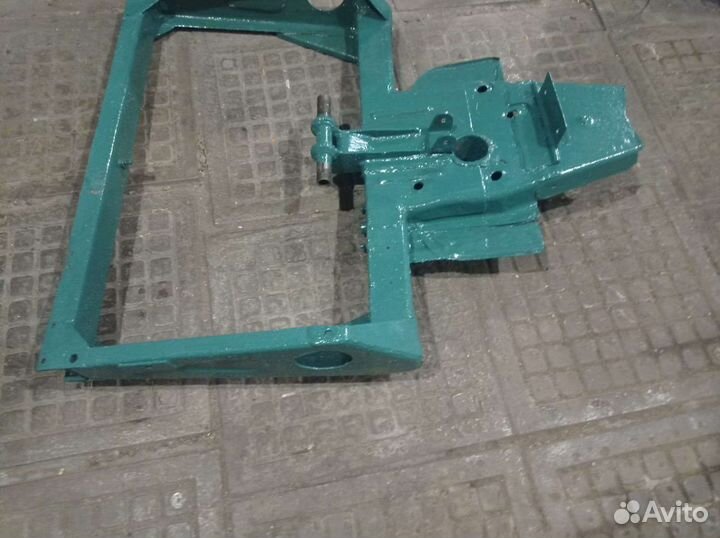 Запчасти на мотороллер вятка мг-150