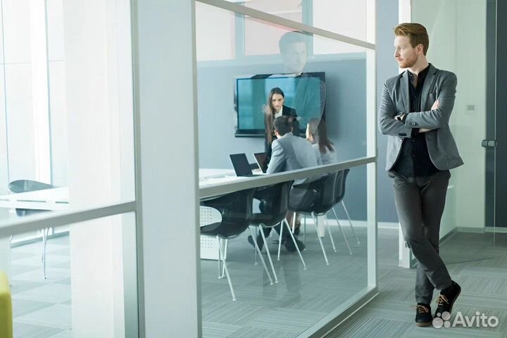 Стеклянные перегородки для интерьера