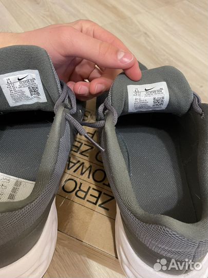 Nike Revolution 6NN