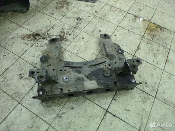 Балка передняя поперечная SMART fortwo fortwo/city