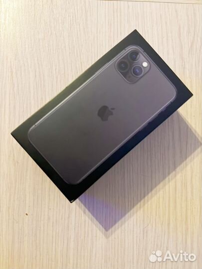 iPhone 11 Pro, 64 ГБ