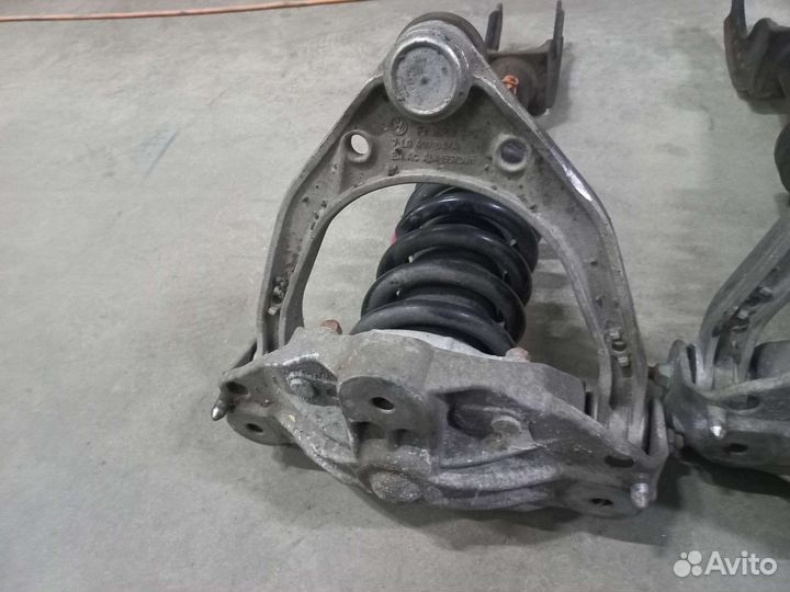 Амортизатор передний Audi Q7 4L