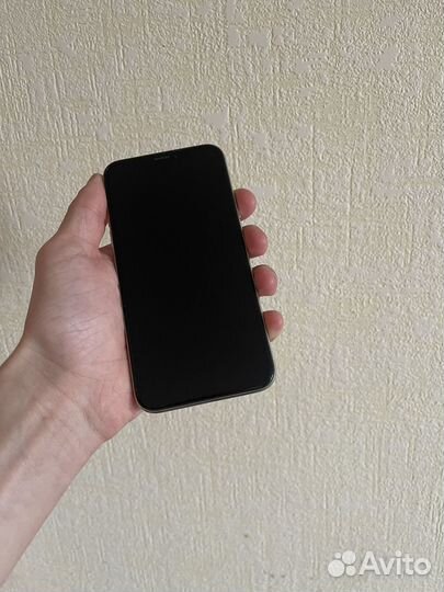 iPhone X, 64 ГБ