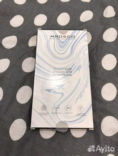 Стекло на телефон