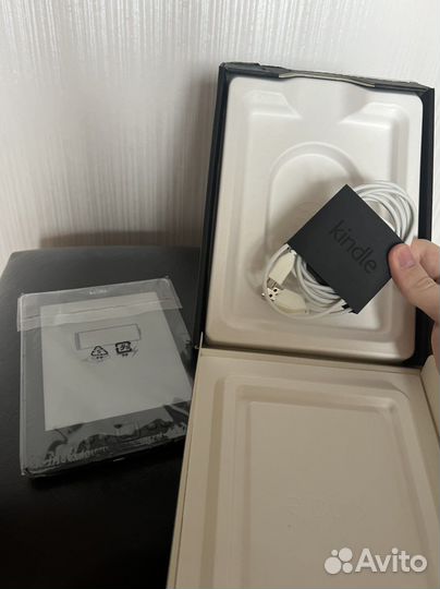 Kindel Amazon электронная книга