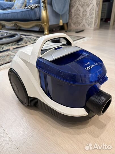 Пылесос Bosch GS 10