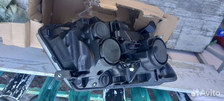 Фара левая передняя на nissan terrano 2014 -2018