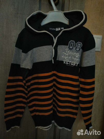 Кофточки для мальчика р. 122