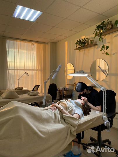 Обучение по наращиванию ресниц