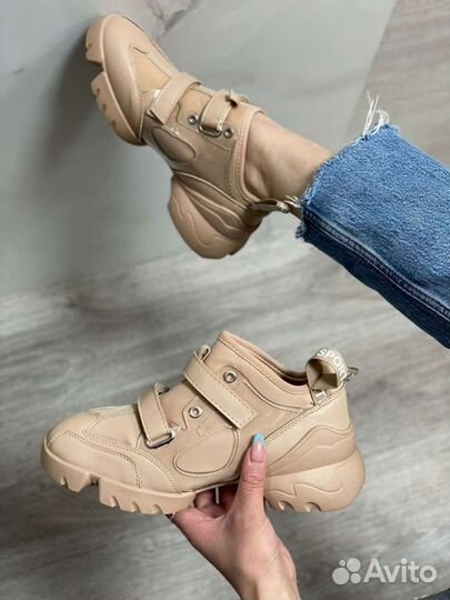 Обувь женская