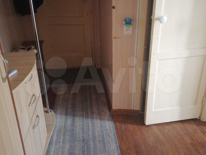 2-к. квартира, 43 м², 3/5 эт.