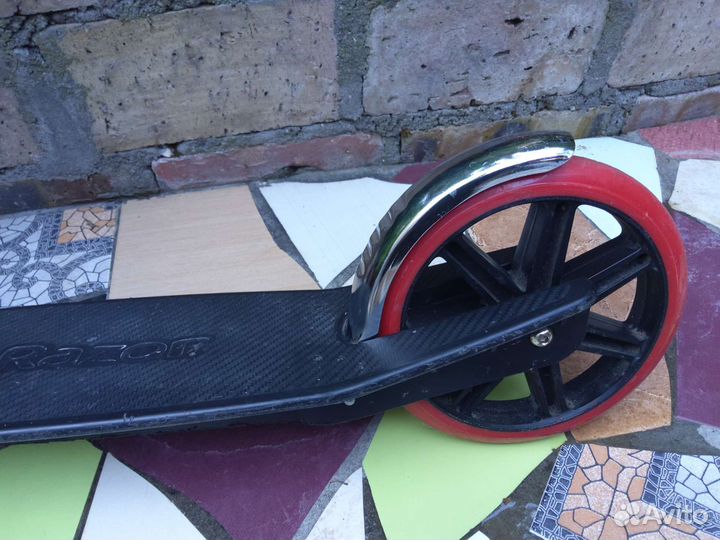 Самокат взрослый с большими колесами