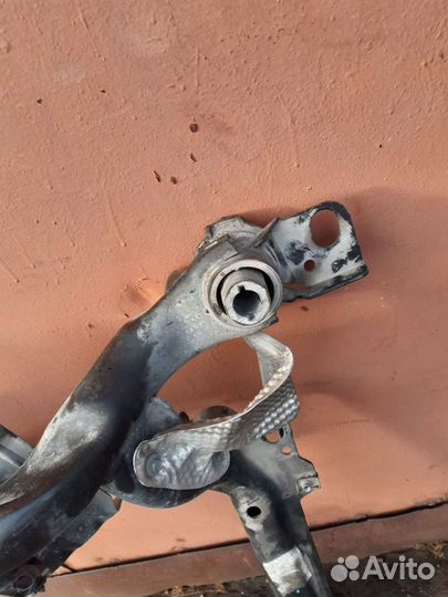 Подрамник передний Jeep Grand Cherokee WK2 идеал с