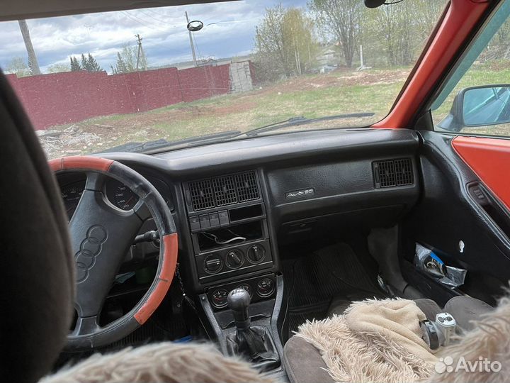 Запчасти на audi 80