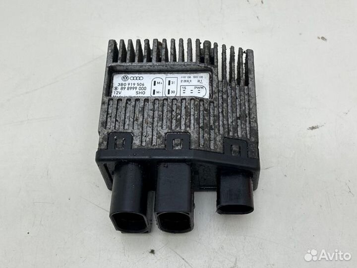 Блок управления вентилятором Volkswagen Cherokee