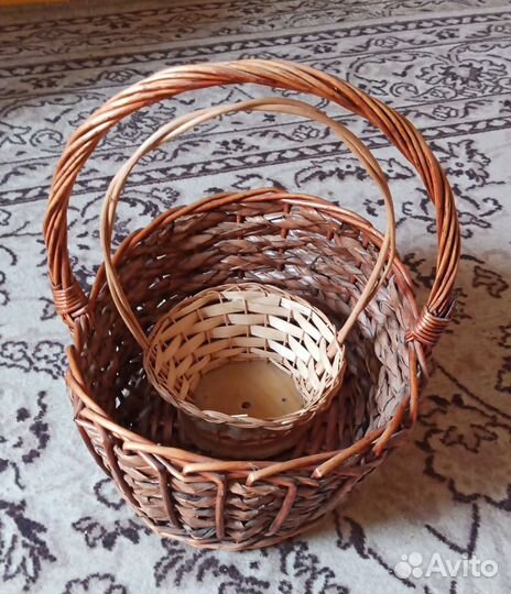 Корзина плетеная