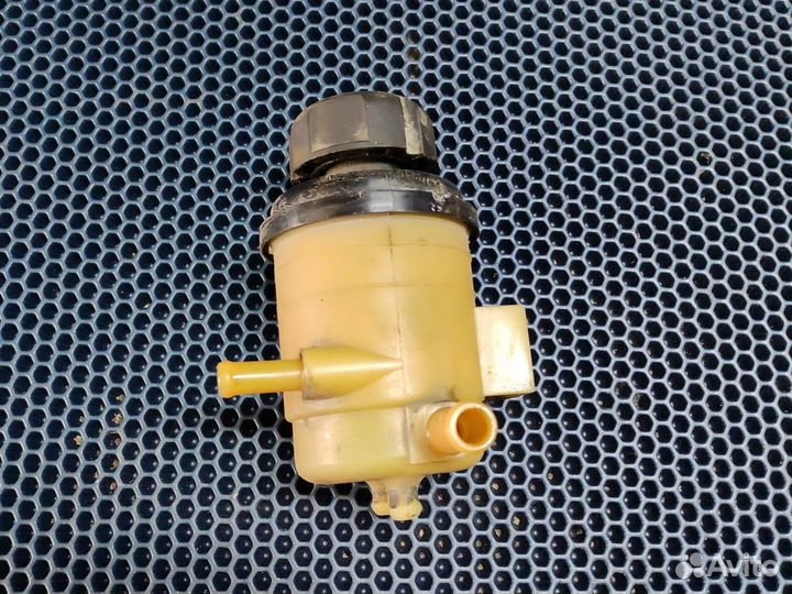 Бачок гур Hyundai sonata 4