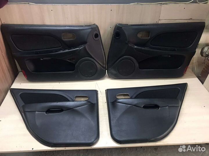 Карты/обшивки дверей Hyundai sonata 4 EF