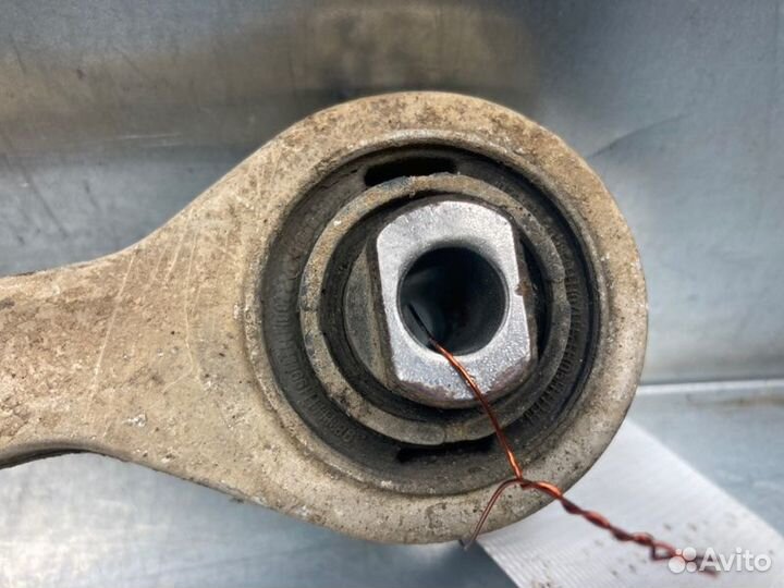 Рычаг передний нижний Volkswagen Passat B5 2000-20