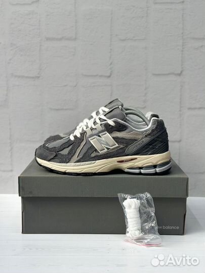 Кроссовки New Balance 1906d