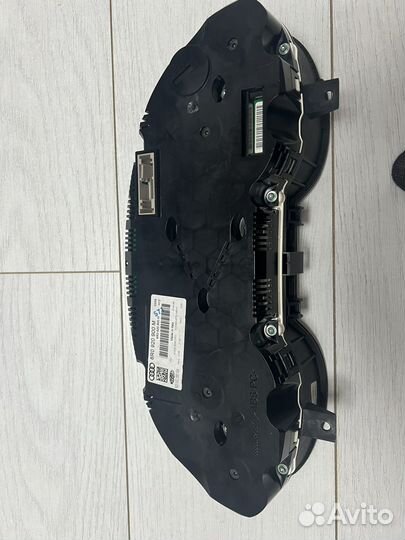 Приборная панель audi q5 8R0 920 900 M