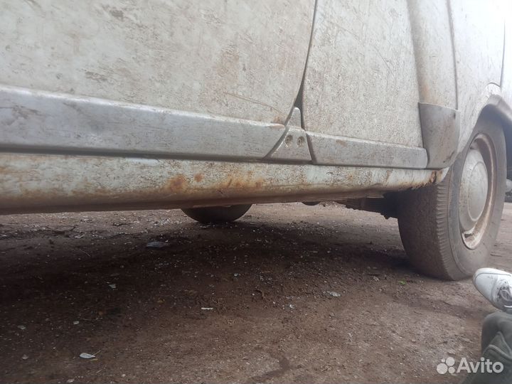 ГАЗ 21 Волга 2.4 МТ, 1964, битый, 48 845 км