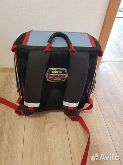 Школьный рюкзак