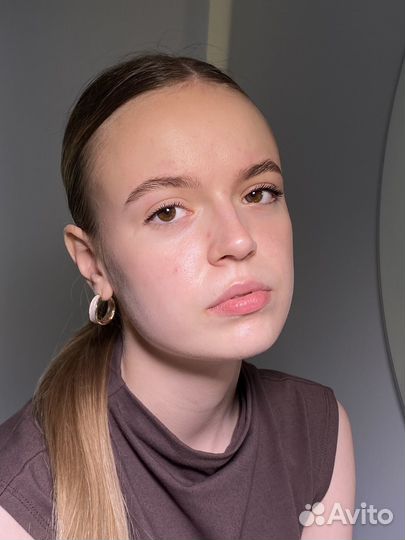 Модель на брови бесплатно