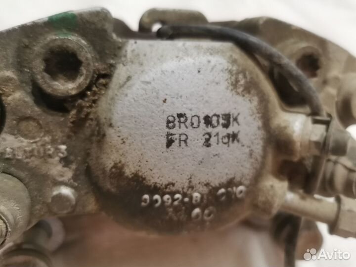 Суппорт передний правый Audi Q5, 8R 2008-2017