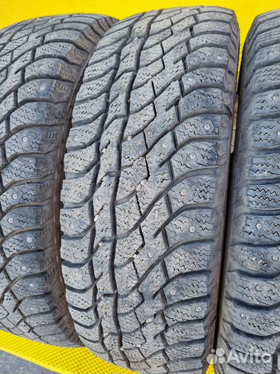 Viatti Brina Nordico V-522 215/65 R16