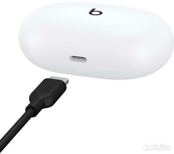 Беспроводные наушники Beats Studio Buds, белые