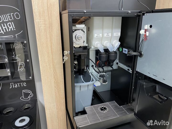 Кофемашина для кафе Jetinno