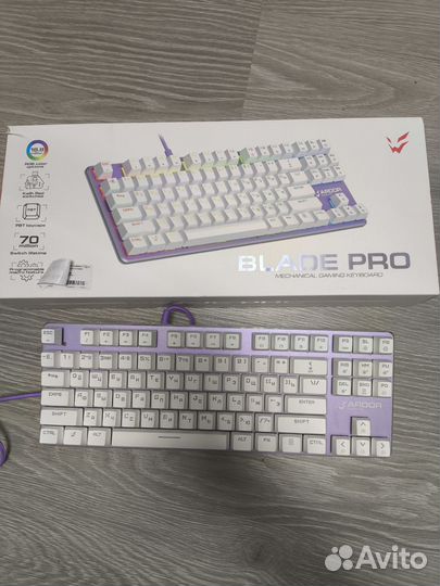 Игровая клавиатура с подсветкой