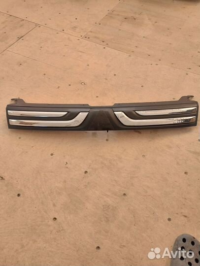 Решётка радиатора Мицубиси outlander 3