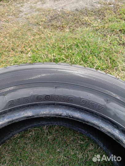 Kumho Solus KH17 215/60 R16 95V