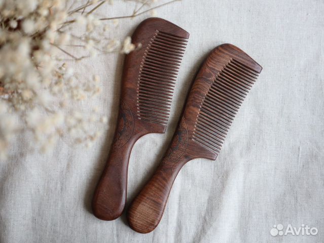 Деревянные расчёски из сандалового дерева
