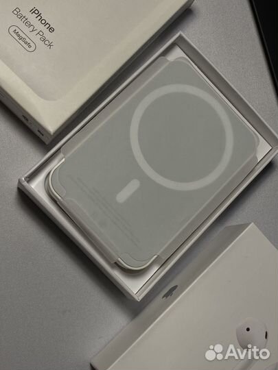 Повербанк беспроводной Magsafe