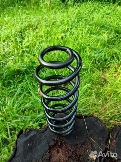 Пружина задняя шкода октави А5 VAG 1K0 511 115 CK