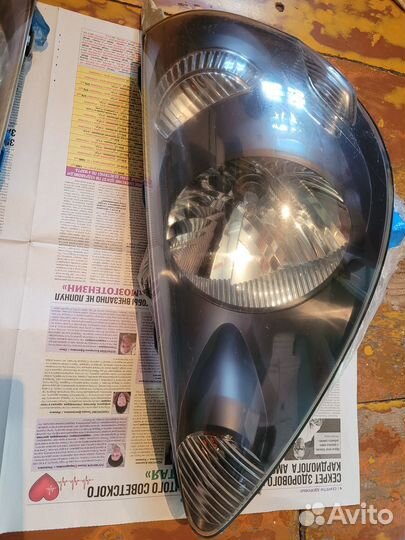 Фары на honda fit 2001 года