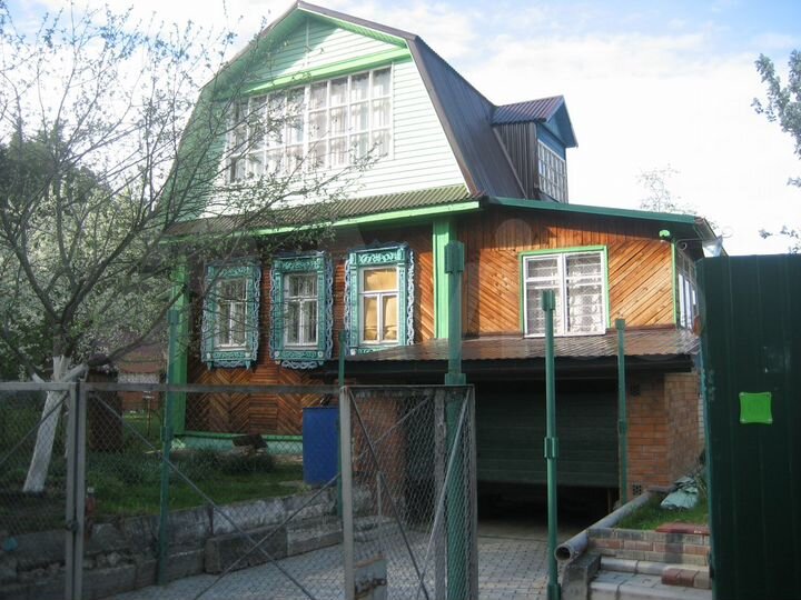 Дача 181,9 м² на участке 6,5 сот.