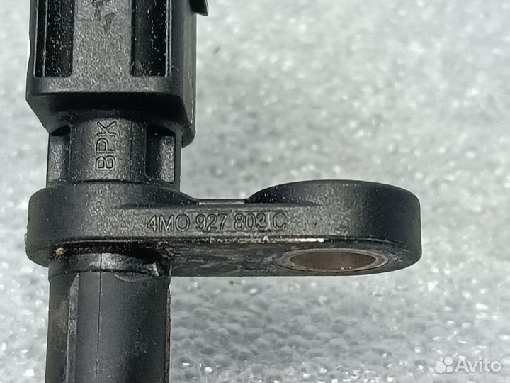 Датчик ABS передний левый Audi Q7