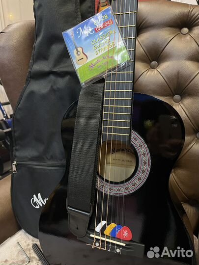 Гитарный набор 3/4 с аксессуарами