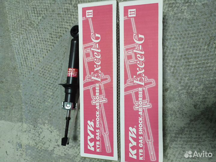 Амортизатор стойка KYB. Гарантия