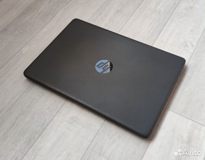 HP 2022/FHD IPS/i5 10GEN\WIN 10 PRO\SSD 256/ozu 8