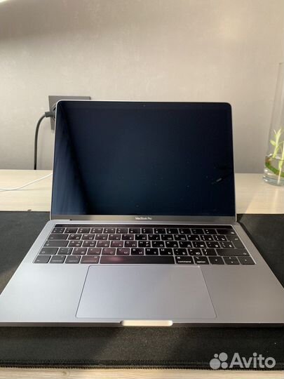 MacBook Pro 13 Mid 2018