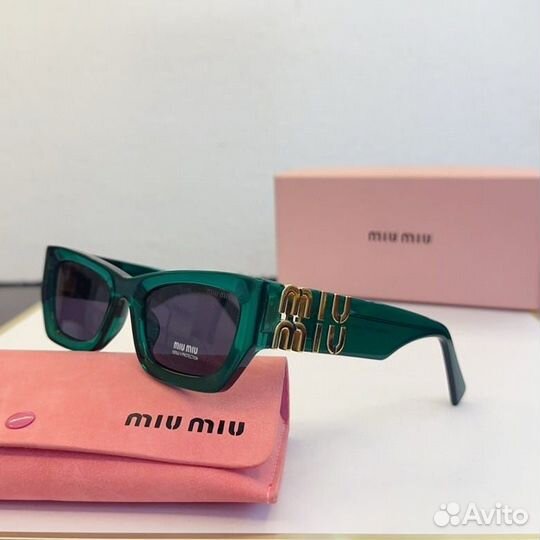 Солнцезащитные очки Miu Miu. Оригинал