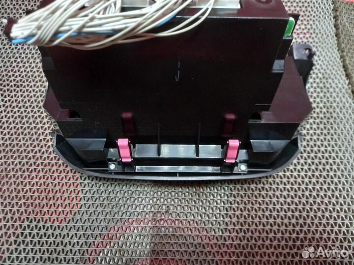 Блок управления климат-контролем toyota RAV4 ACA