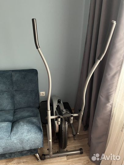 Гребной тренажер