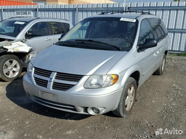 Разбор на запчасти Dodge Caravan 2001-2008